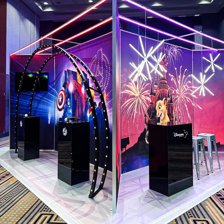 stand concept Disney